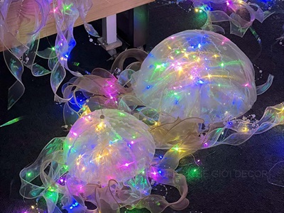Lồng đèn con sứa xà cừ đèn Led [2 Size - 5 màu chọn] LDEN-NHUA-04